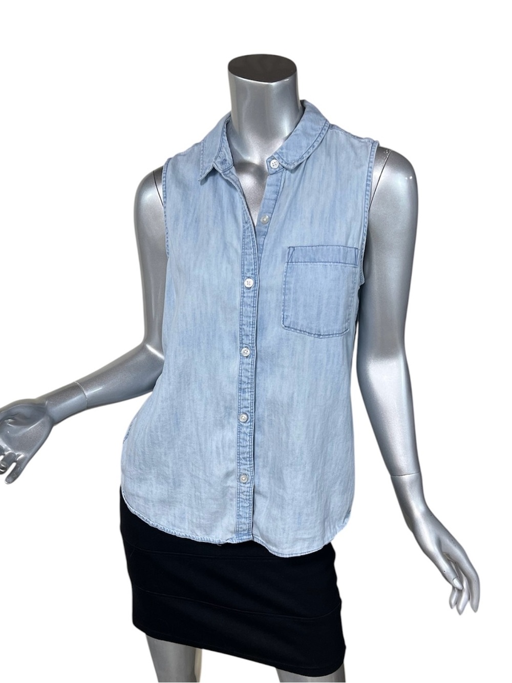 SO Juniors LARGE Denim Sleeveless Shirt Light Wash Relaxed Cotton Button Up
